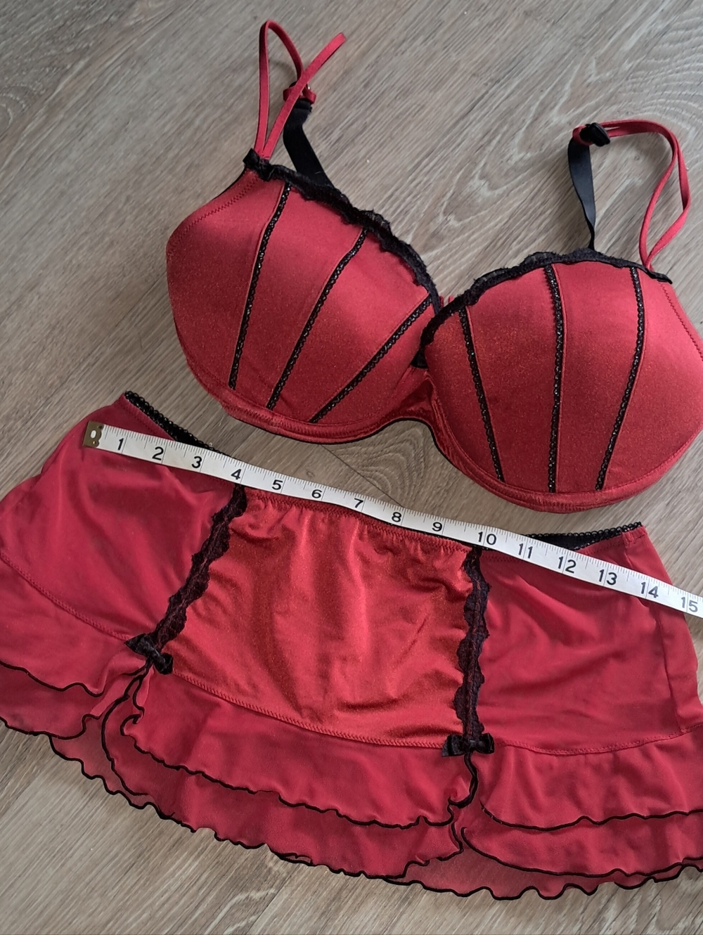 Apt. 9 Wine and Black 36 D and Large Lace Bra & Mini Skirt Set - Picture 13 of 16